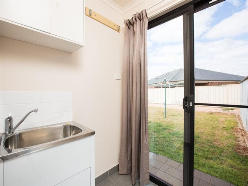 11 Darlington Parade, Mildura VIC 3500