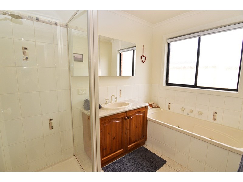 2 Edmund Barton Court, Mildura VIC 3500