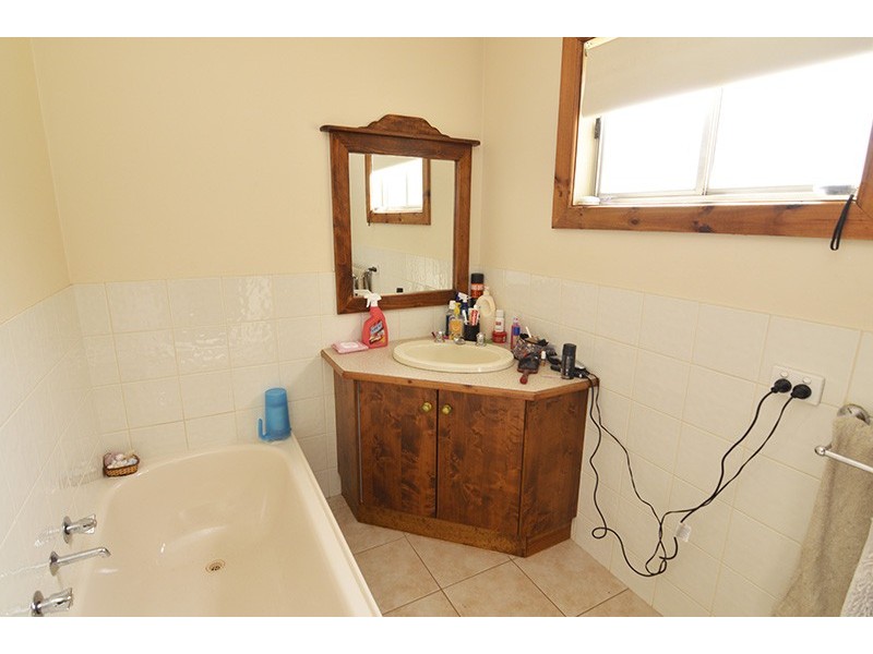 21 Latrobe Avenue, Red Cliffs VIC 3496