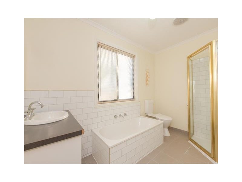 377 Etiwanda Ave, Mildura VIC 3500