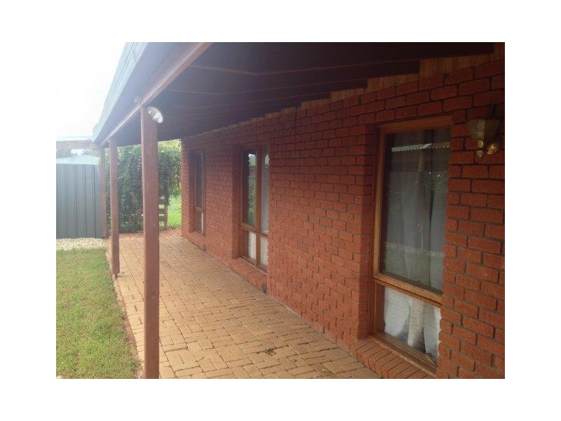 16 Arnott Street, Robinvale VIC 3549