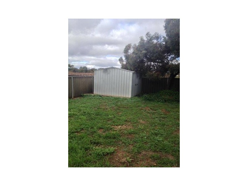 16 Arnott Street, Robinvale VIC 3549