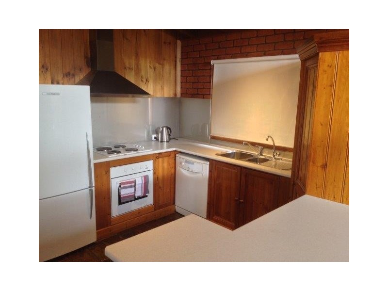 16 Arnott Street, Robinvale VIC 3549