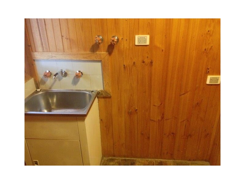 16 Arnott Street, Robinvale VIC 3549