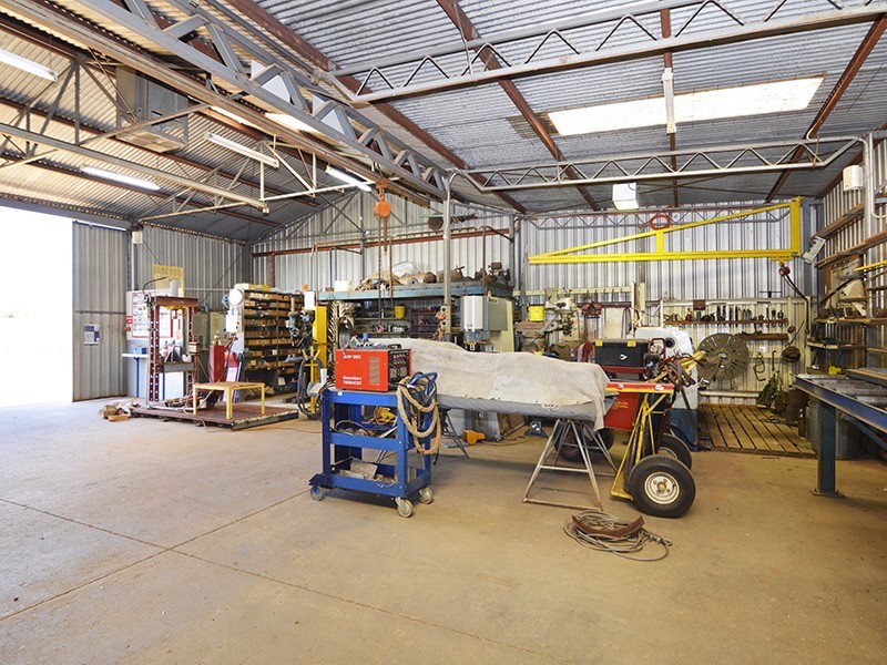 19 Pine Road, Gol Gol NSW 2738