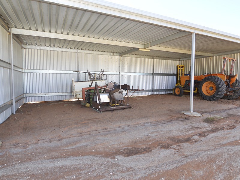 19 Pine Road, Gol Gol NSW 2738