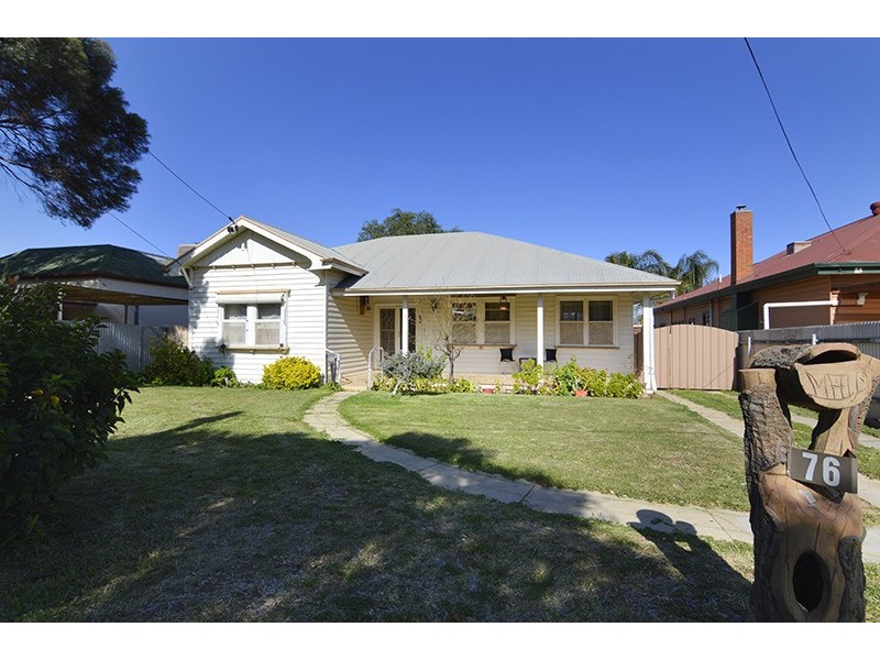 76 Magnolia Avenue, Mildura VIC 3500