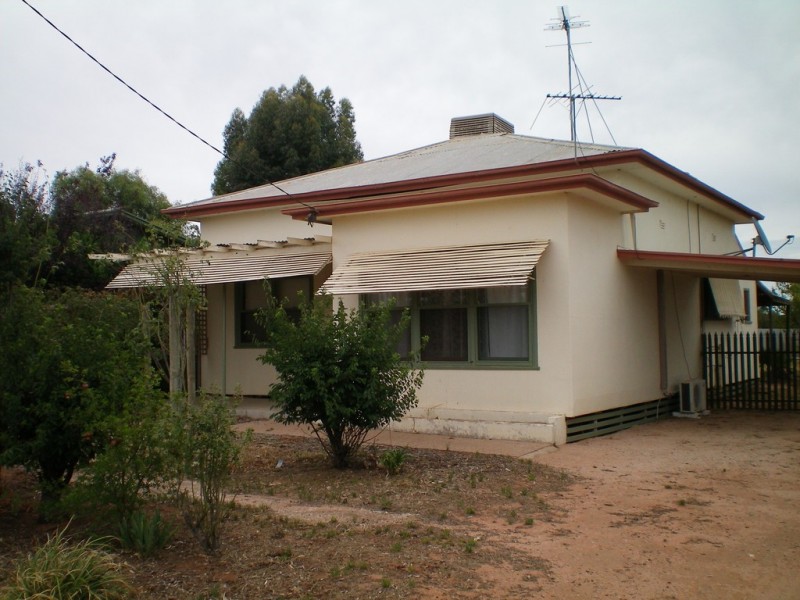 10 Mullroo Drive, Cullulleraine VIC 3496