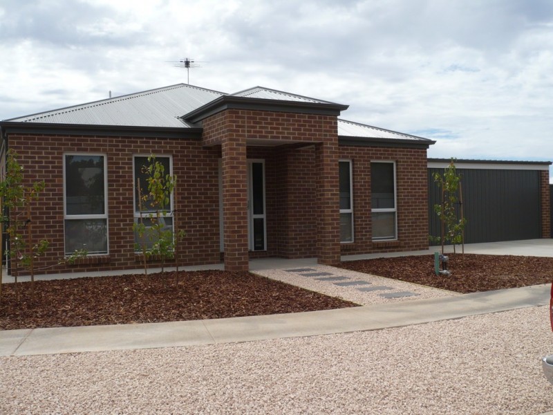 3 Ella Mae Court, Red Cliffs VIC 3496