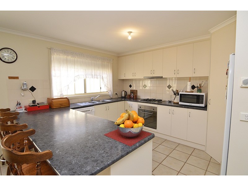 11 Rosedale Court, Buronga NSW 2739