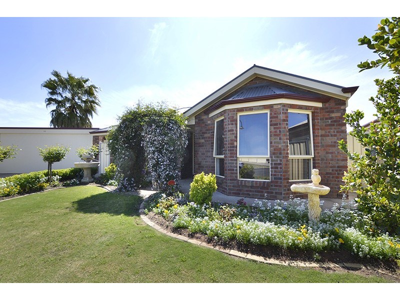 11 Rosedale Court, Buronga NSW 2739