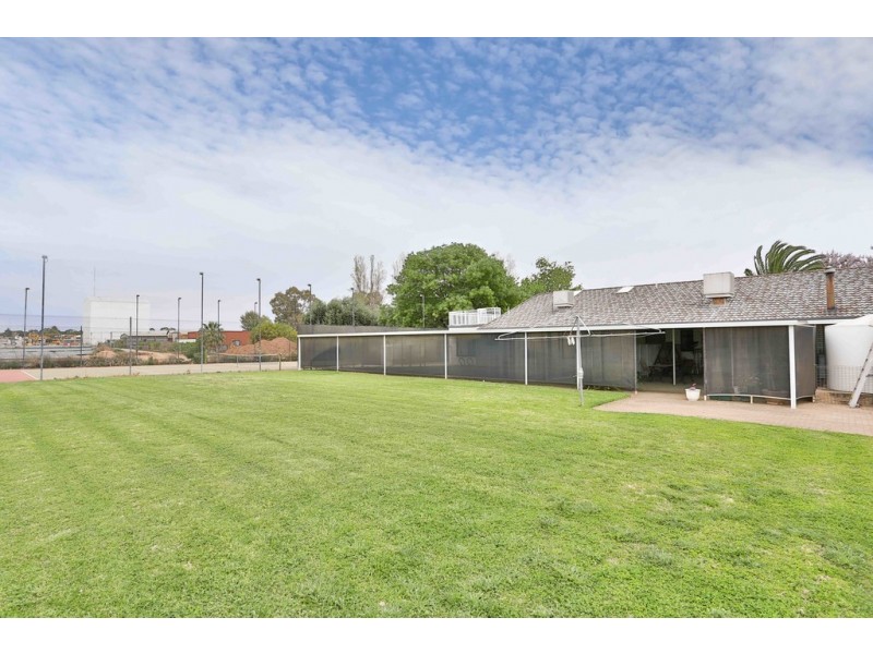 45-49 The Crescent, Mildura VIC 3500