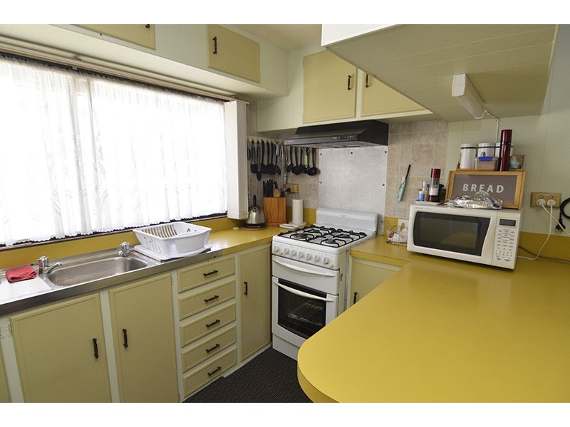 Cabin 84 All Seasons Caravan Park, Mildura VIC 3500