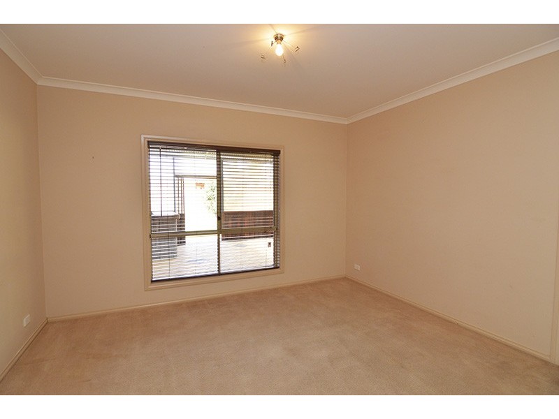 10 Drings Way, Gol Gol NSW 2738