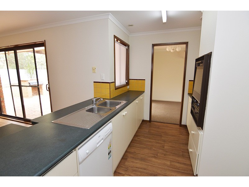 4 Tanduanat Court, Mildura VIC 3500