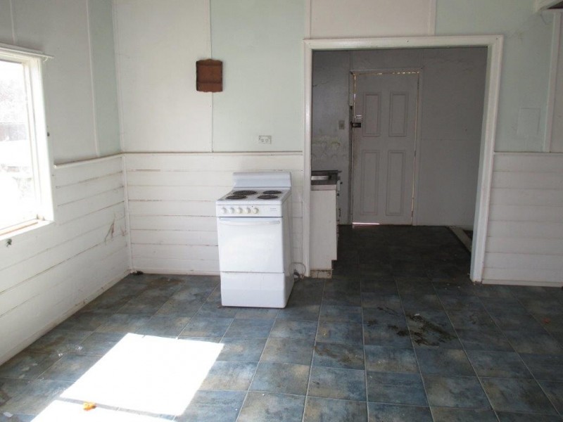 12 Calder Highway, Ouyen VIC 3490