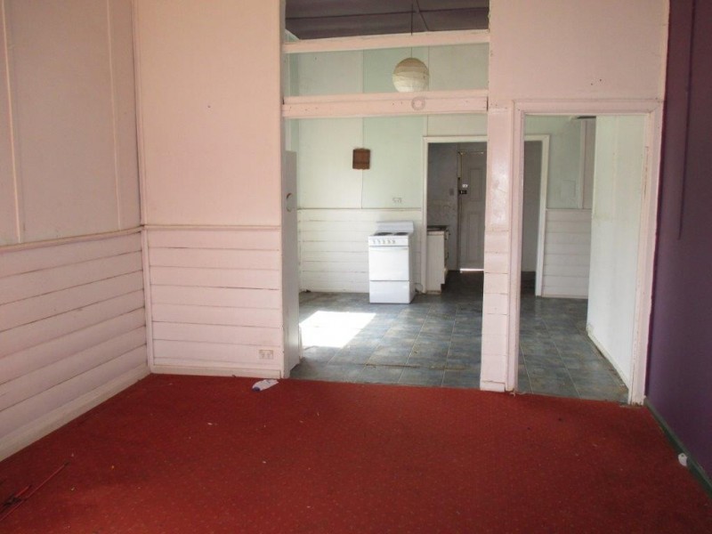 12 Calder Highway, Ouyen VIC 3490