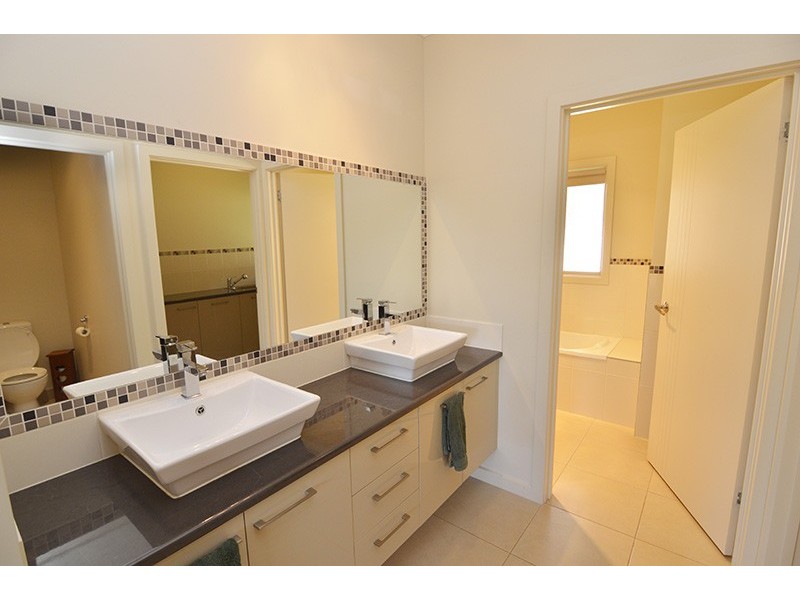 20 Wood Street, Gol Gol NSW 2738
