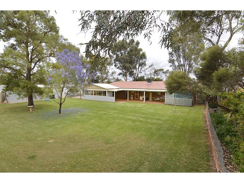 111 Mena Road, Birdwoodton VIC 3505