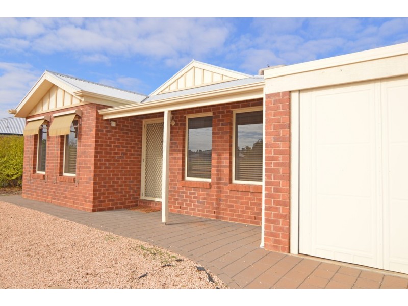 3 Suffolk Drive, Mildura VIC 3500
