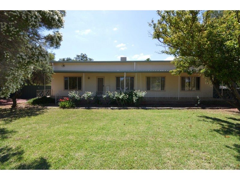 199 Cowra Avenue, Nichols Point VIC 3501