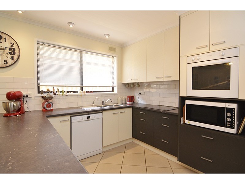 6 Merinda Court, Mildura VIC 3500