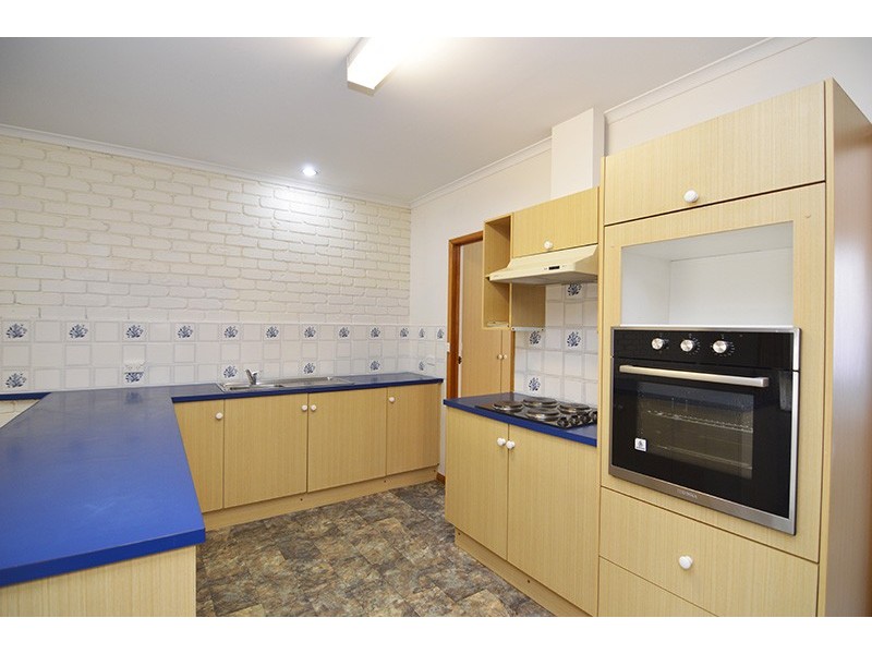 Unit 2/100 Le Amon Avenue, Mildura VIC 3500