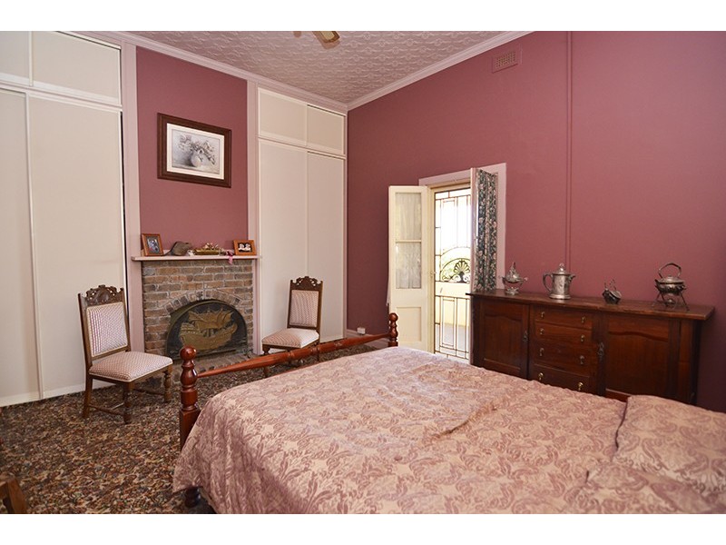 105 McSwains Road, Birdwoodton VIC 3505