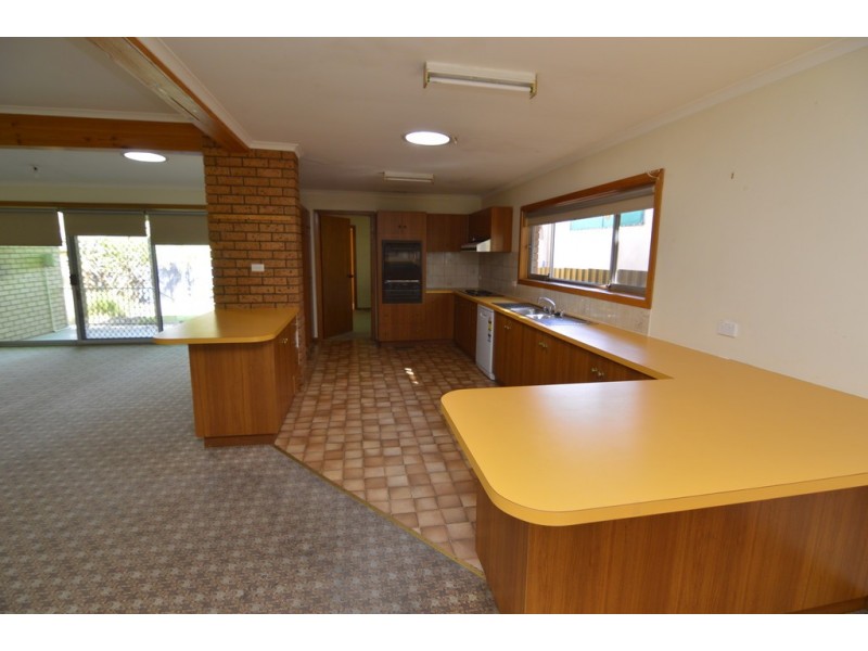 11 Stuart Avenue, Mildura VIC 3500