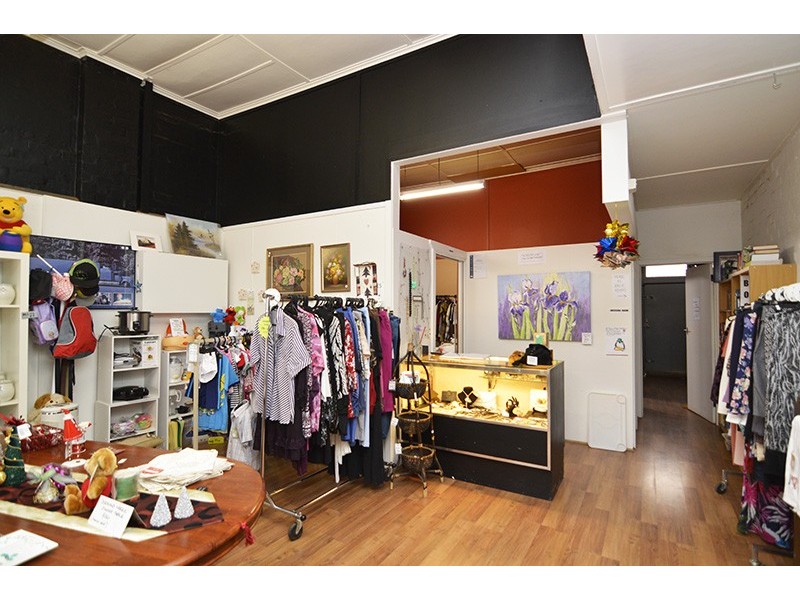 16 Oke Street, Ouyen VIC 3490