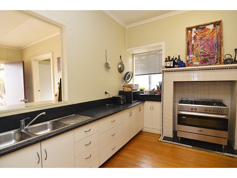 151 Almond Avenue, Mildura VIC 3500