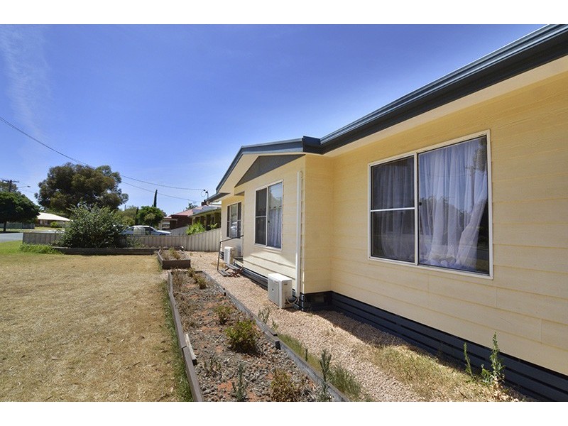 42 Maher Street, Euston NSW 2737