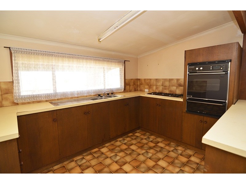 5 Kuranda Avenue, Sunnycliffs VIC 3496