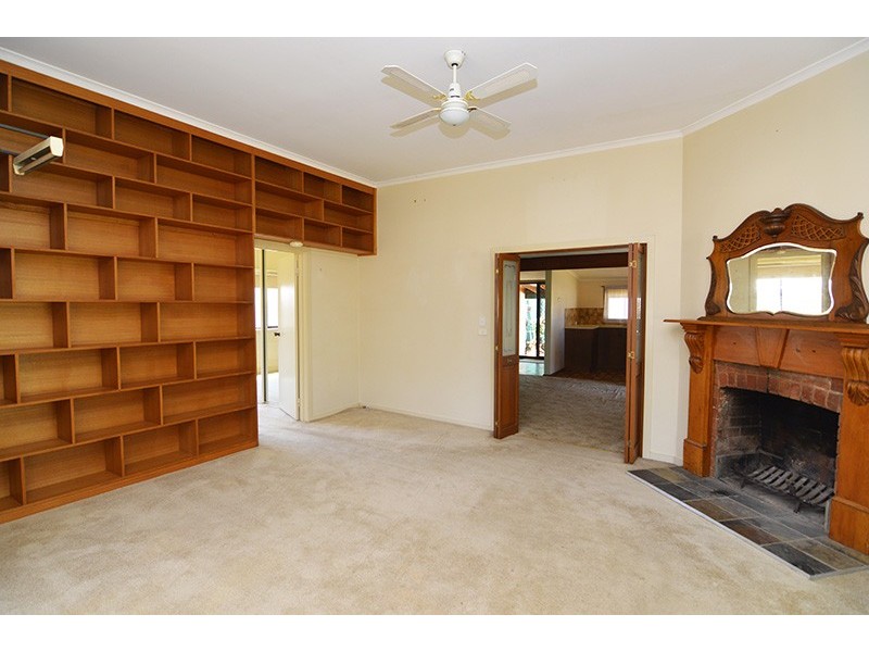 5 Kuranda Avenue, Sunnycliffs VIC 3496