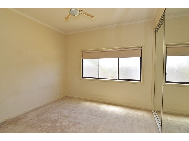 5 Kuranda Avenue, Sunnycliffs VIC 3496