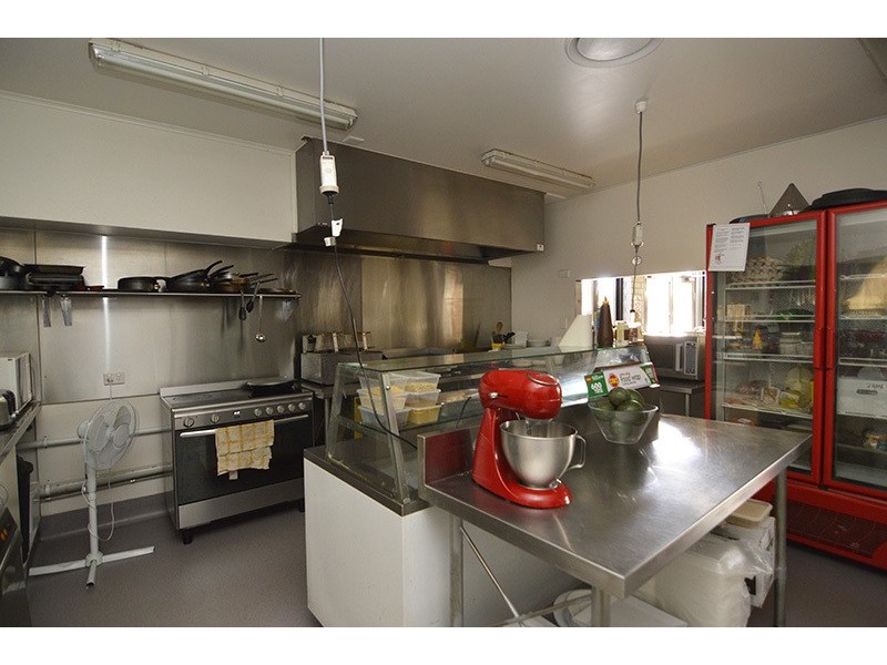 51 Deakin Avenue, Mildura VIC 3500