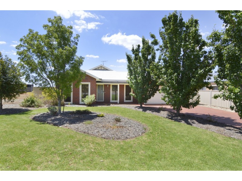 2 Hocking Court, Merbein VIC 3505