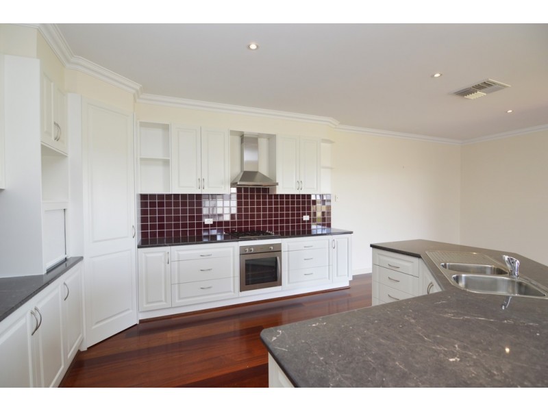 2 Hocking Court, Merbein VIC 3505