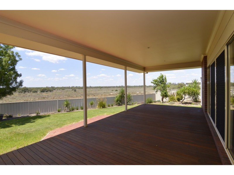 2 Hocking Court, Merbein VIC 3505