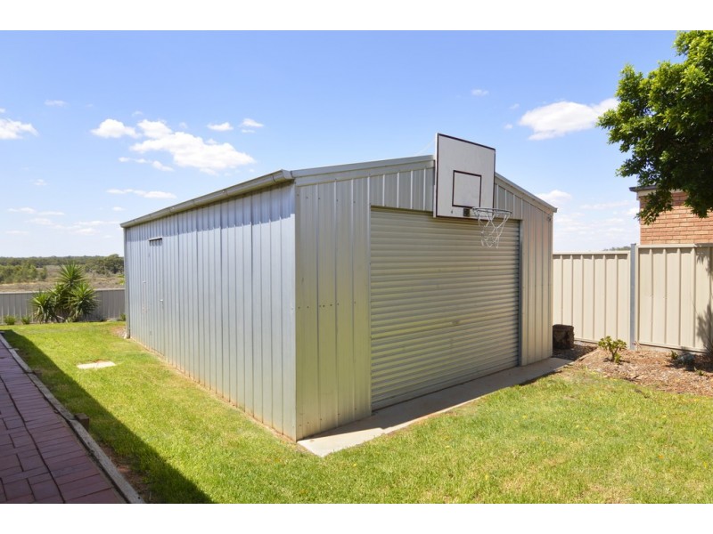 2 Hocking Court, Merbein VIC 3505