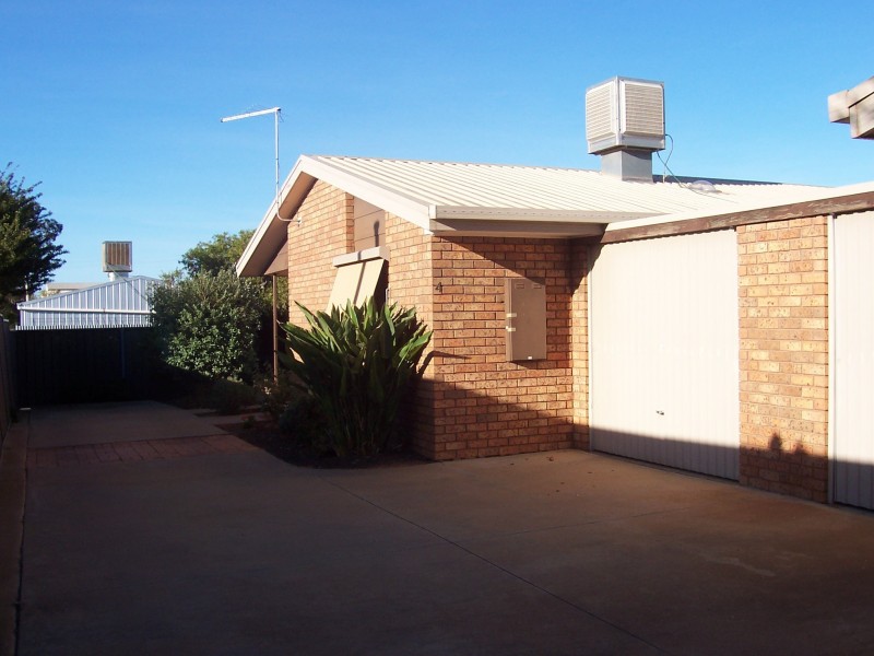 4/44 Commercial Street, Merbein VIC 3505