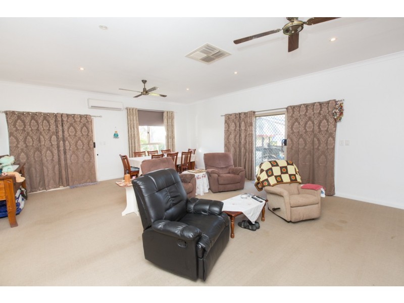 24 Gregory Street, Ouyen VIC 3490