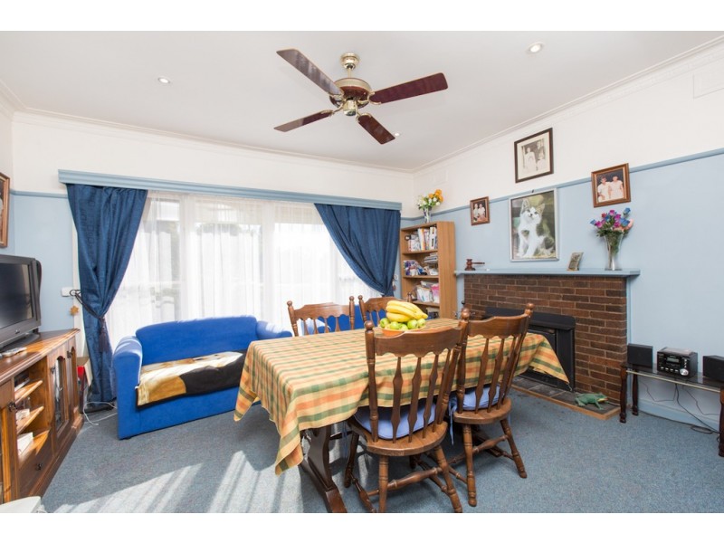 24 Gregory Street, Ouyen VIC 3490