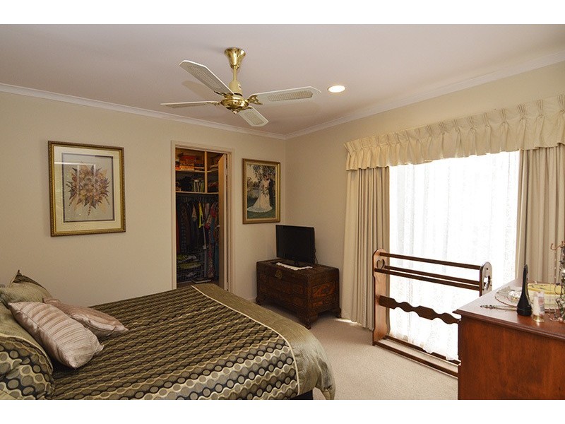 37 Riverside Avenue, Mildura VIC 3500