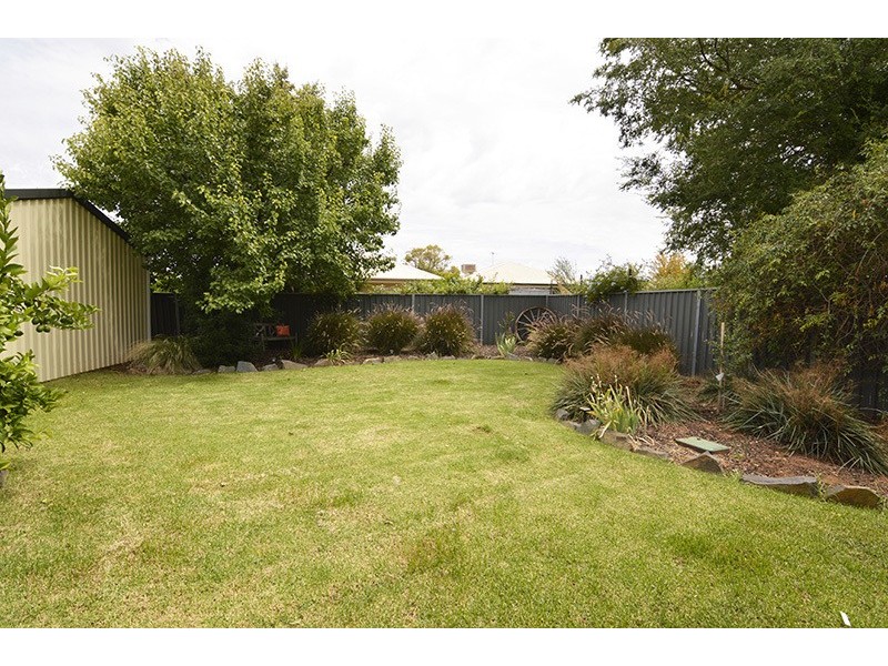 37 Riverside Avenue, Mildura VIC 3500