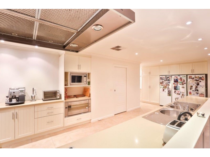 110 Cootamundra Avenue, Red Cliffs VIC 3496