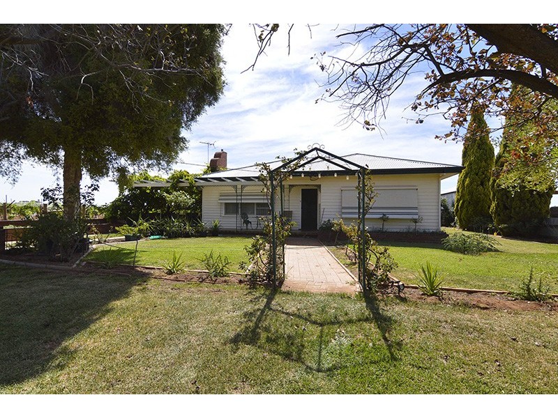 134 Ginquam Avenue, Irymple VIC 3498