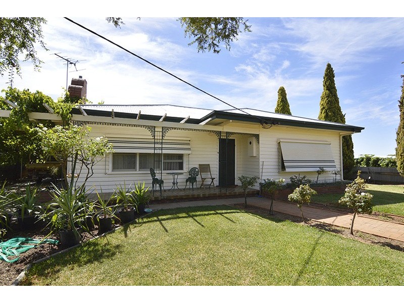 134 Ginquam Avenue, Irymple VIC 3498