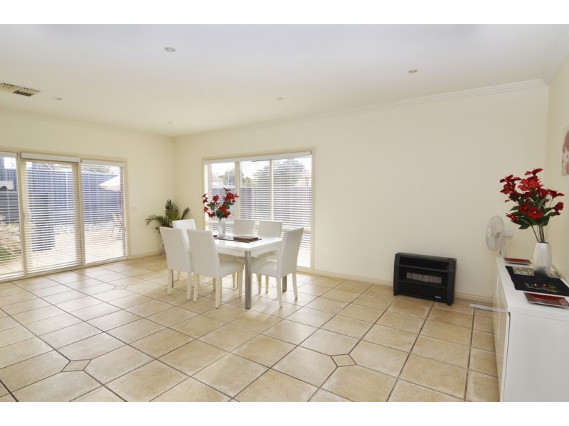 69A Cureton Avenue, Mildura VIC 3500