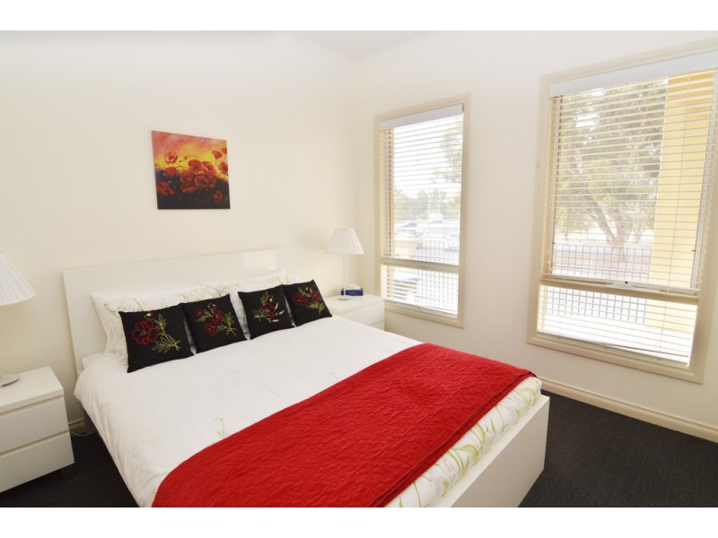 69A Cureton Avenue, Mildura VIC 3500